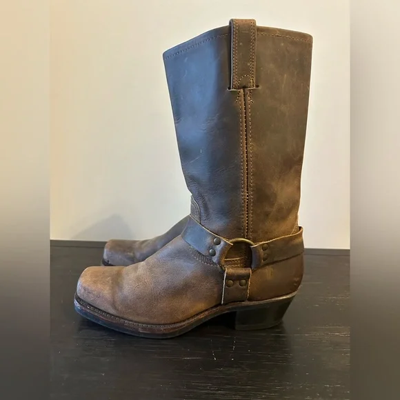 Frye Harness 12R Brown Leather Boots Square Toed Women’s Size 10 M - Picture 2 of 10